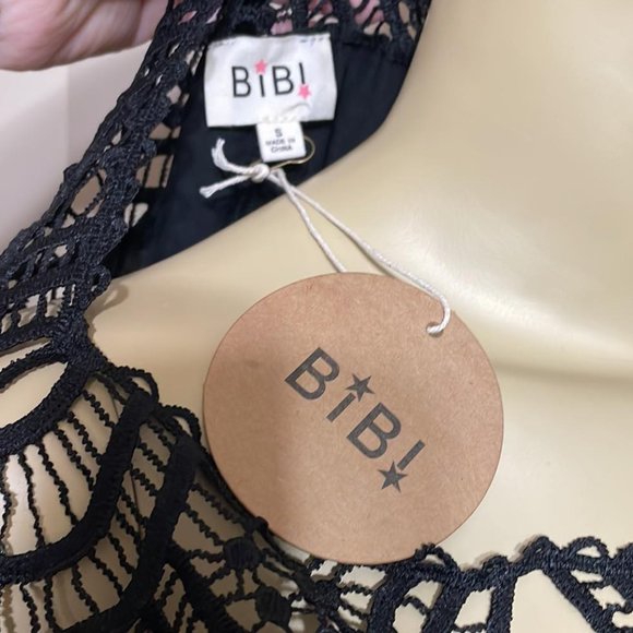 Women Small Sexy Lace Shoulder Little Black Sexy Mini Dress NWT - Picture 5 of 5